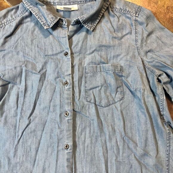 Motherhood Maternity Denim Button Down Rolled Tab Sleeve Blouse Size Medium - Picture 2 of 13